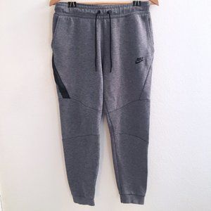 - SOLD - Nike Tech Fleece Joggers